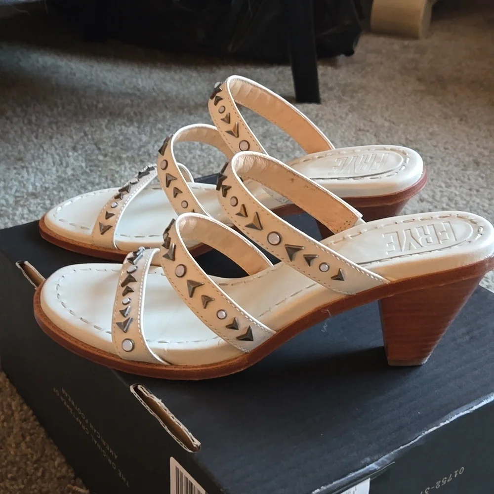 Frye heels - Picture 4 of 5